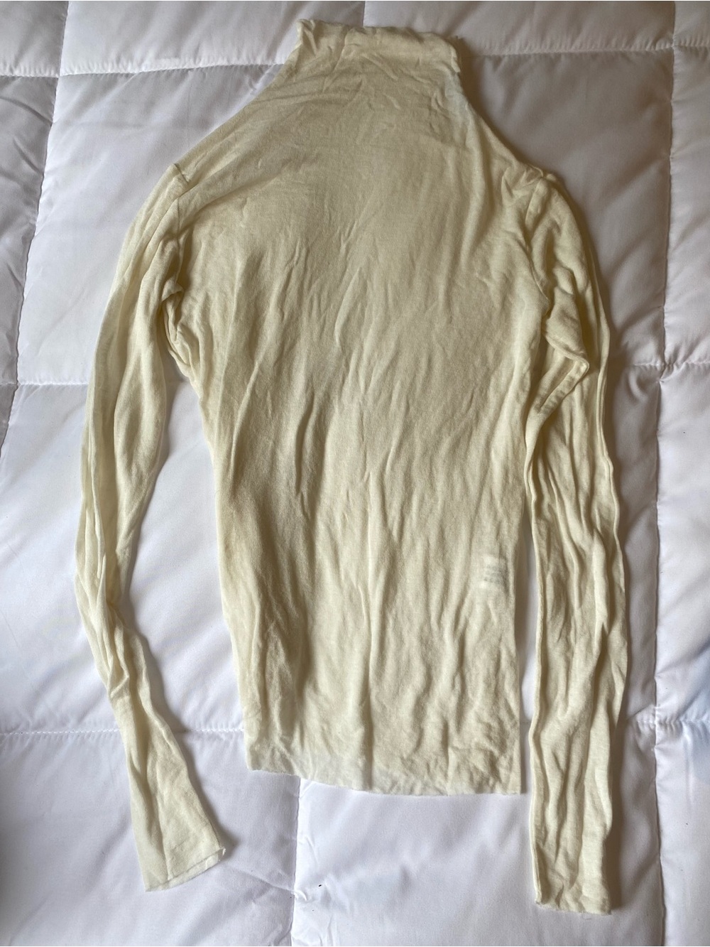 Light Cream Women’s Long-Sleeve Turtleneck Sweater